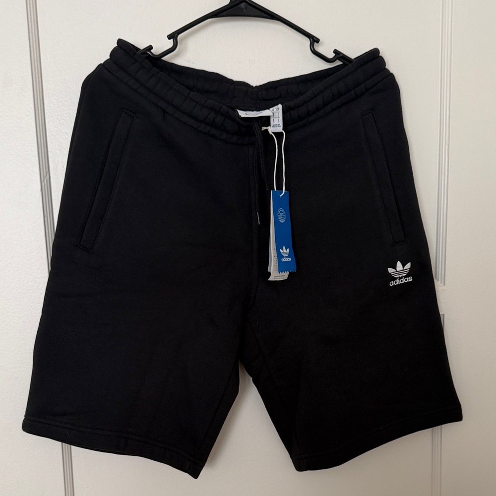 NWT Adidas Originals Adicolor Essentials Trefoil Shorts